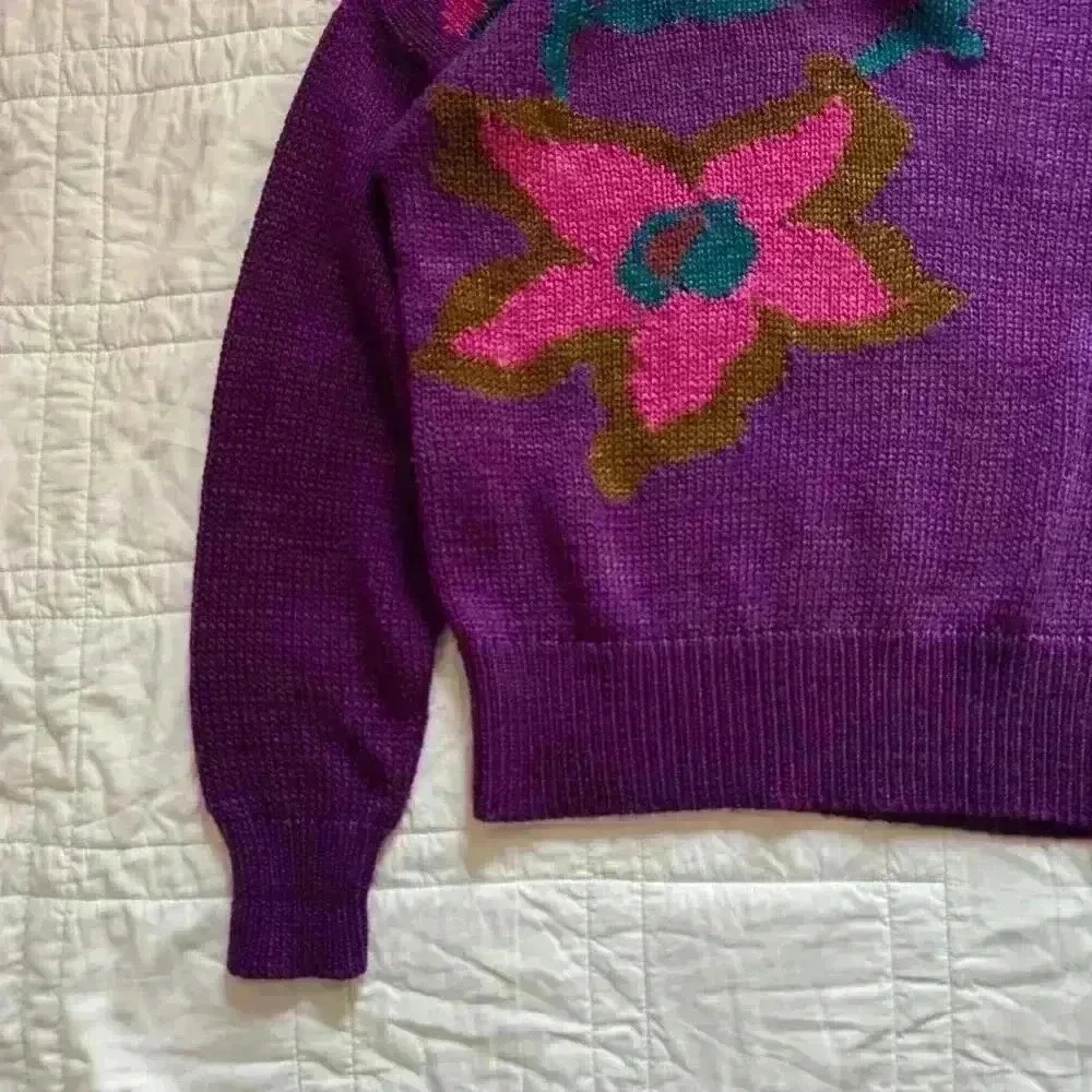 Vintage Albert Paul floral knit sweater women’s large plum purple artsy‎ boho